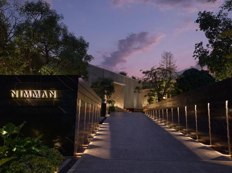 Nimman Private Luxury Pool Villa Resort