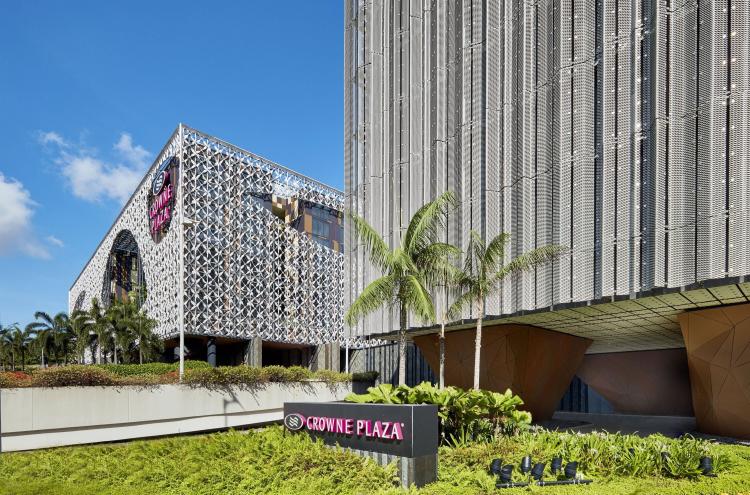 Crowne Plaza Changi Airport by IHG
