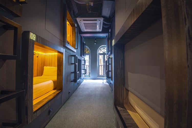 CUBE Boutique Capsule Hotel @ Chinatown