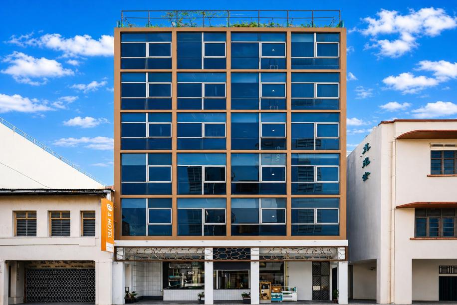 A Hotel Dickson, Stay From 9PM To 8AM