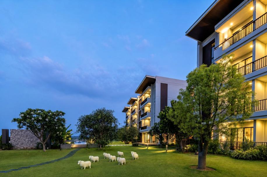 Green Ville Laguna Hotel