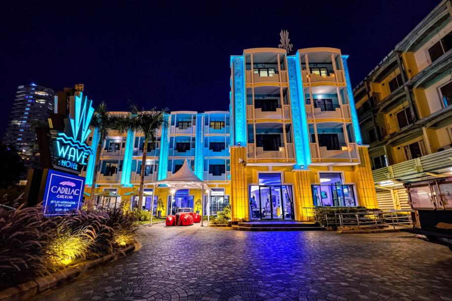 Wave Hotel Pattaya
