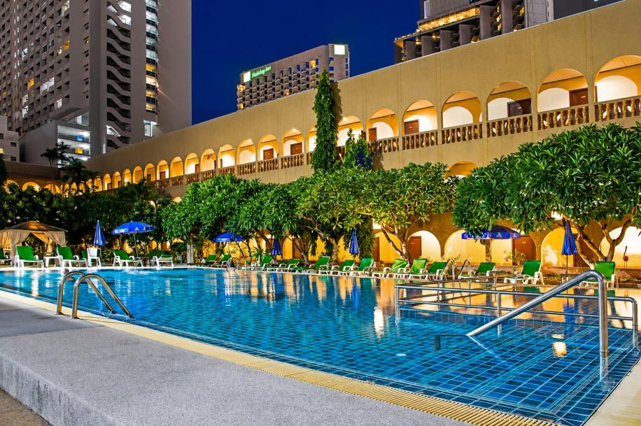 S Lodge Pattaya (formally known as Sabai Lodge)