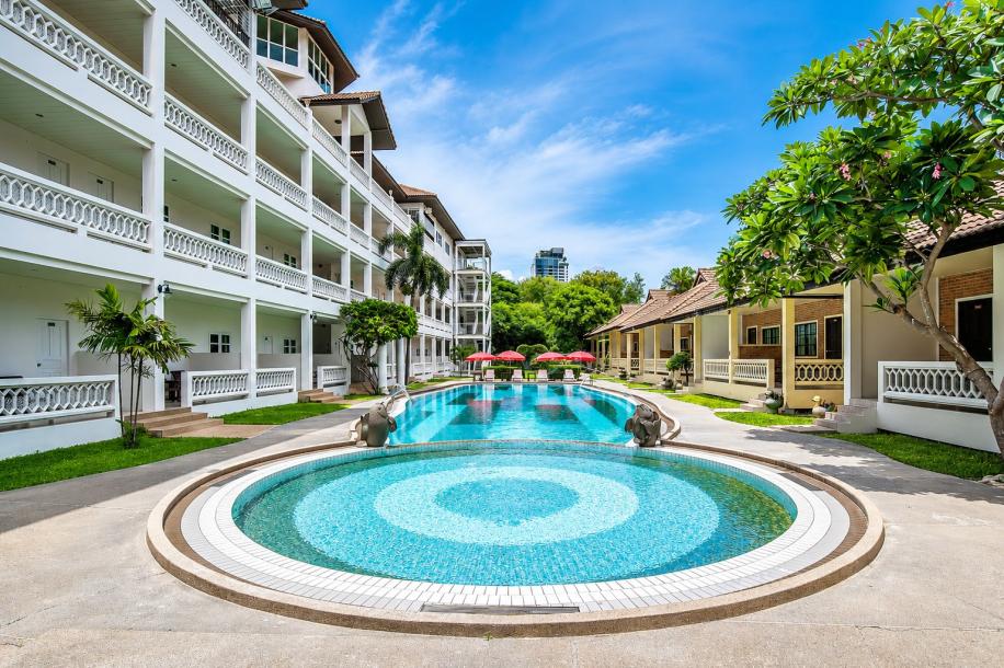 Le Palm Hotel