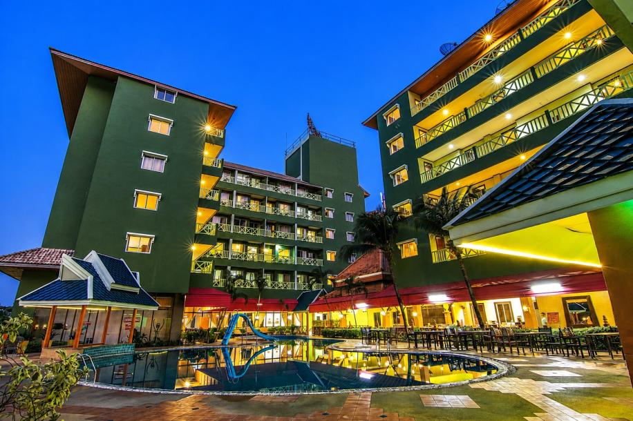 Phuphaya Resort Pattaya