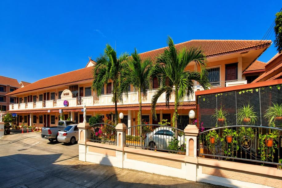 Pf Resort