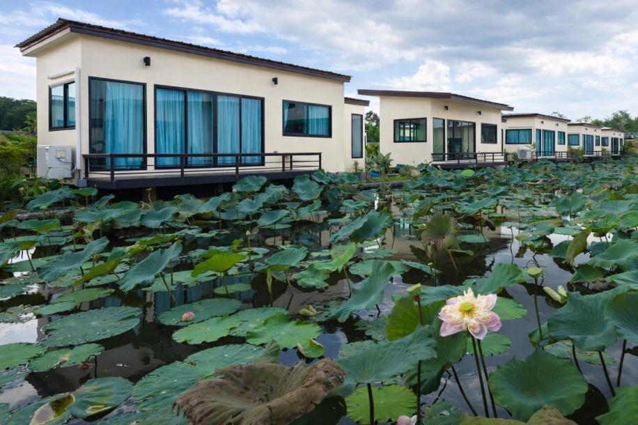 Bua Tara Resort