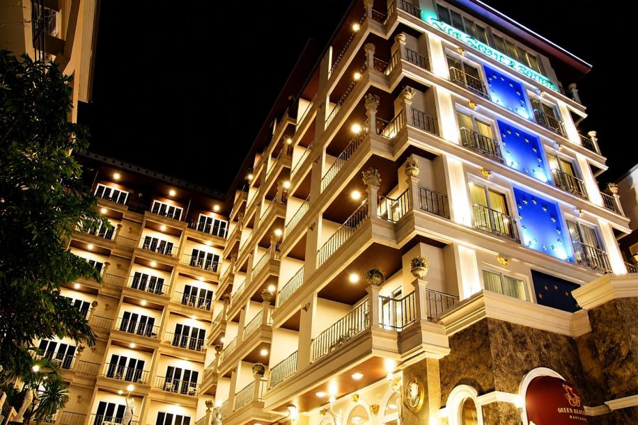 Rita Resort and Residence